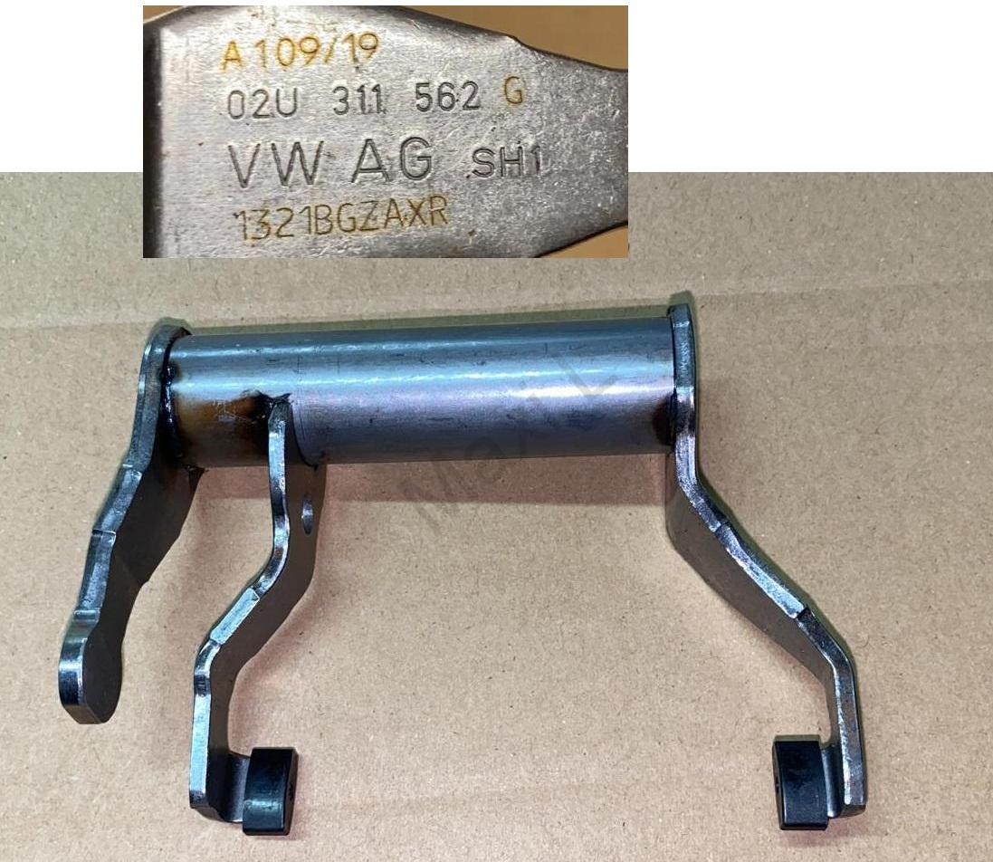 Tyč zasouvací , vidlice řazení Originál 02U311562G