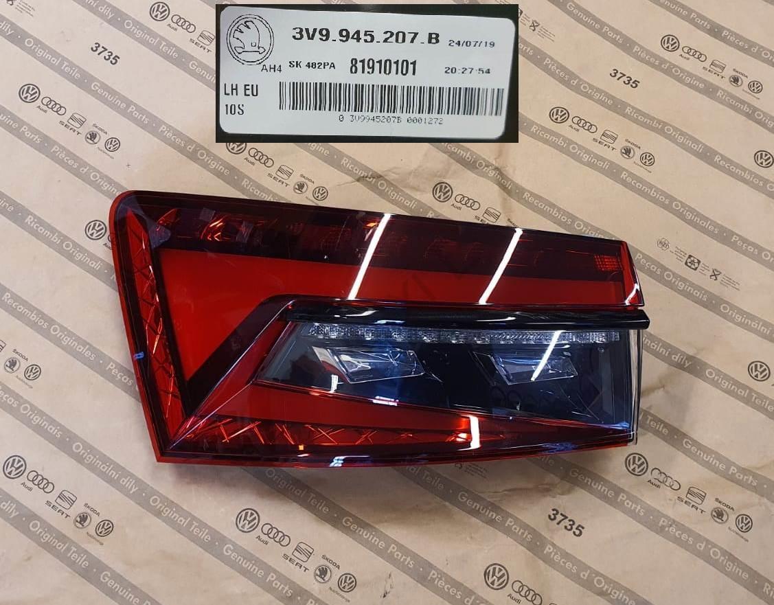 Zadní skupinová svítilna Originál Škoda Superb III facelift kombi 3V9945207B