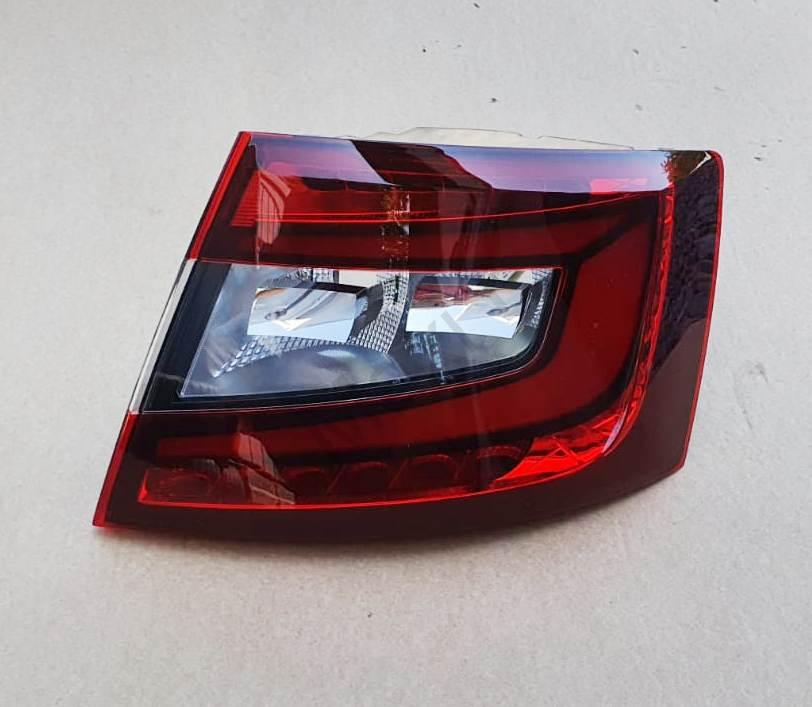 Zadní skupinová svítilna pravá Škoda Octavia III facelift 5E5945712 , 5E5 945 71