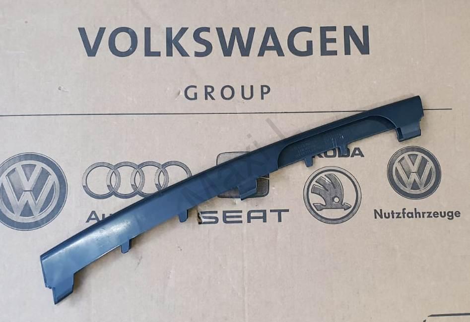 Lišta krycí pravá Škoda Octavia RS 1U0853656 GRU 